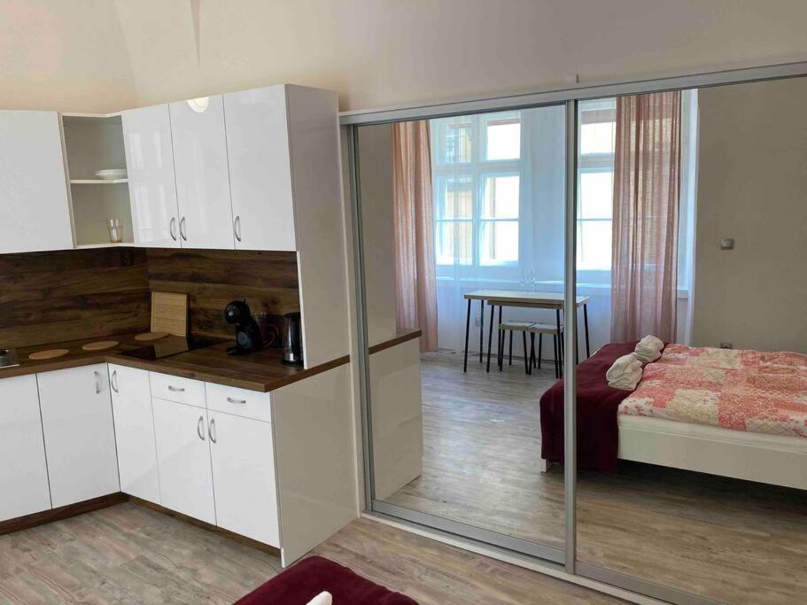 Studio In Gothic House, 50M To The Old Town Square Praga Zewnętrze zdjęcie